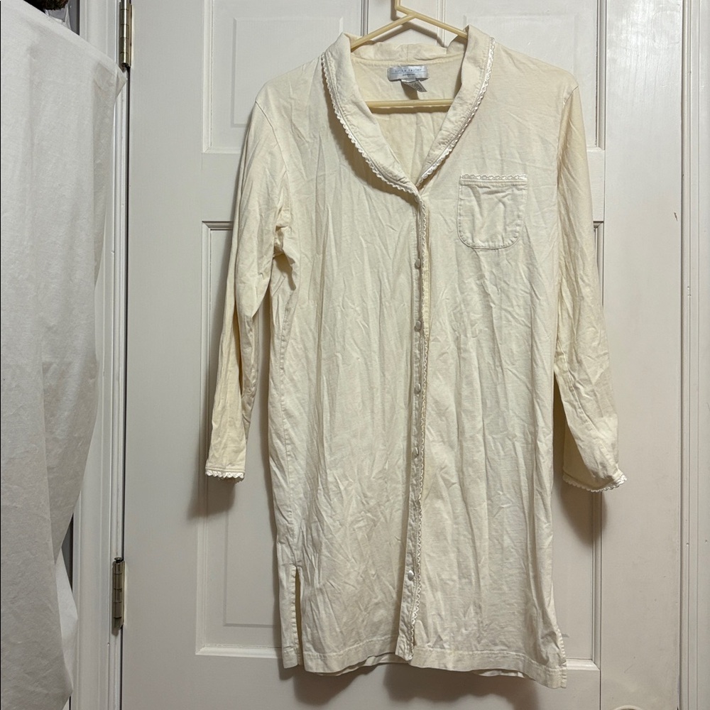 Vintage Cottagecore Nightgown fabric covered buttons Erika Taylor -flaws